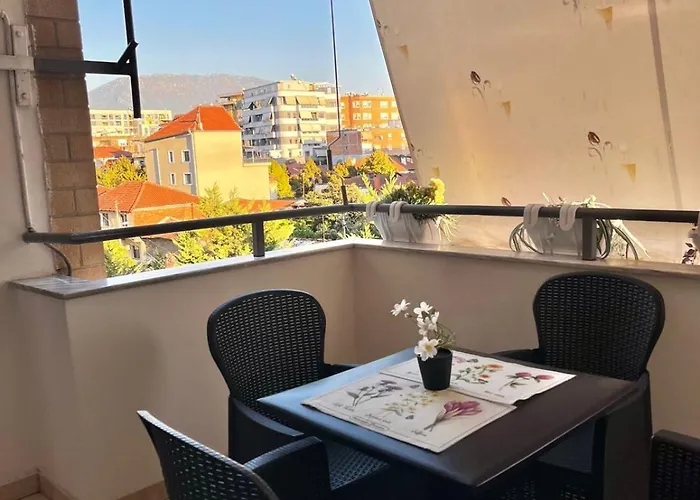 Friends' House In * Tirana